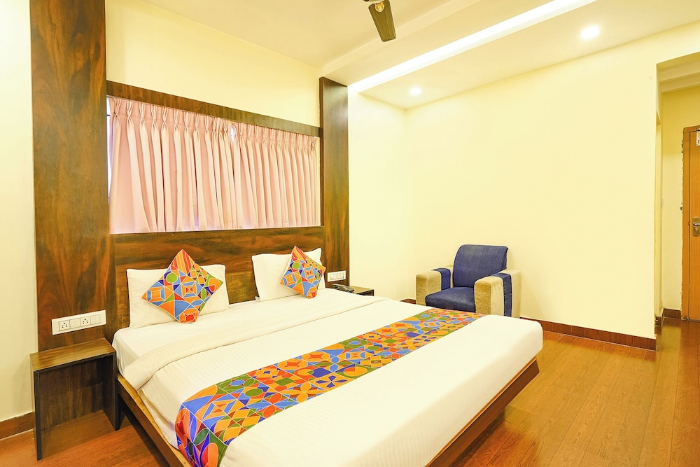 FabHotel Royal Wood Premier - Near Karnataka Golf Association, Domlur