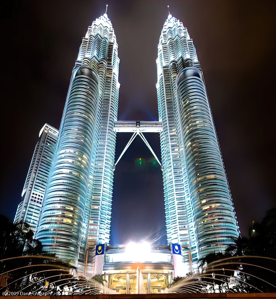SOHO Suites KLCC by Emily in Town