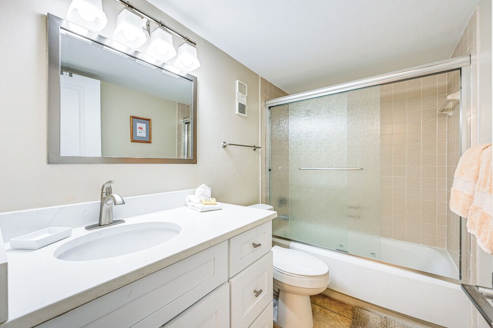 Direct Beach Access: Marco Island Resort Condo!