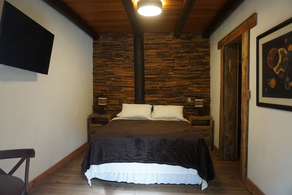 Hotel Aires de Patagônia Pousada - Image 1