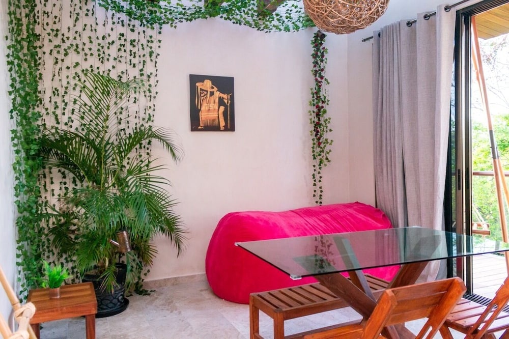 Santuario Apartments