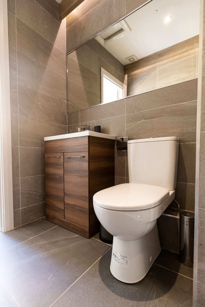 Spacious 1 Bedroom Apartment in Stylish Rathmines