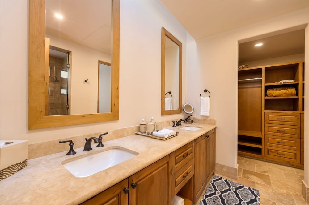 4BD Diamante Spacious Patio and Private Pool