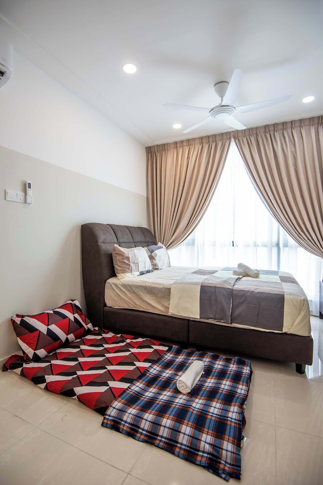 2BR Dual Key SKS Pav Ciq, JB Sentral, Free Parking