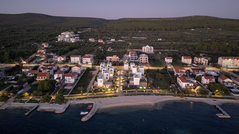 Designer Luxury Villa With Pool & Private Beach Access - Zadar