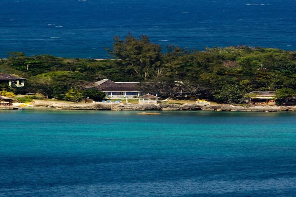 Sea Haven - Discovery Bay 2BR