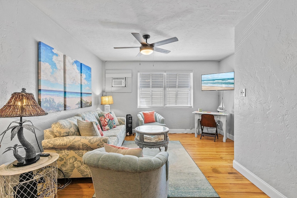 Flagler Suites 3