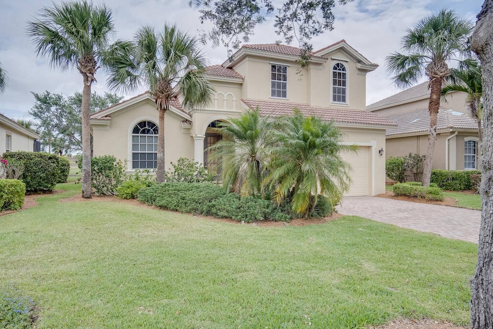 16444 Crown Arbor Way