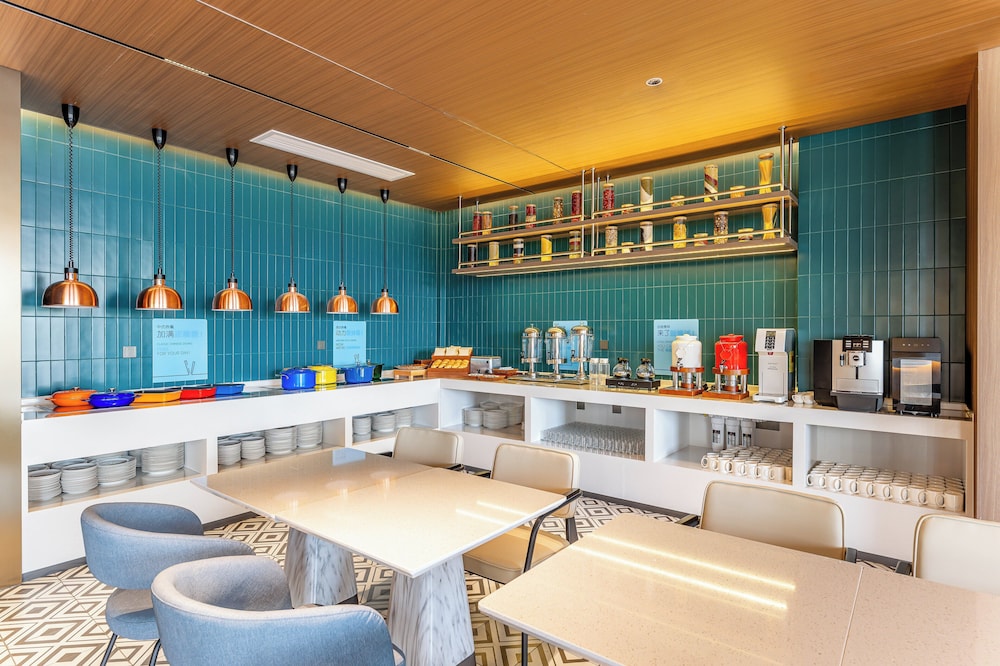 Holiday Inn Express Shangrao Railway Station by IHG
