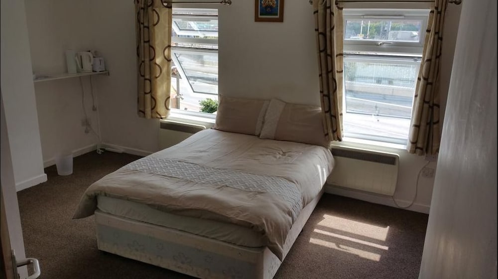 140 Midland Road view 2