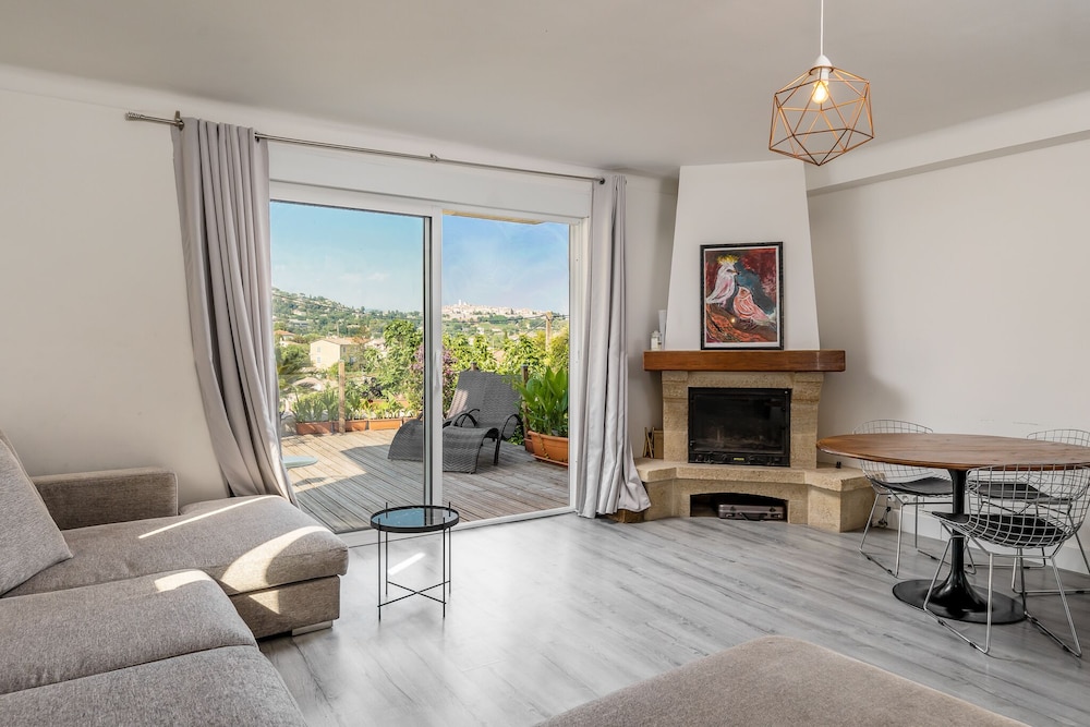 Maison Carles BnB