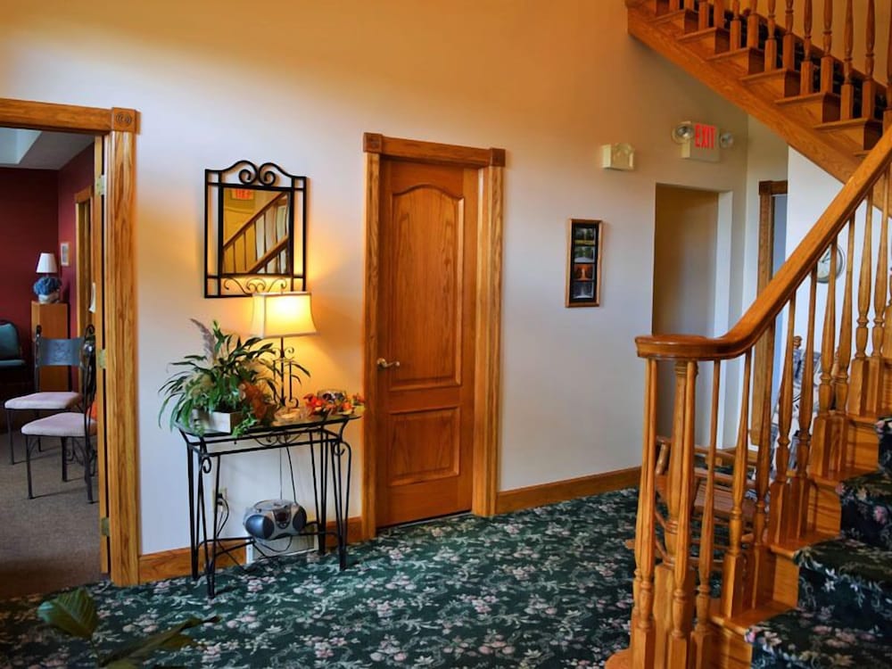 The Seasons Inn at Nicks Place - Property Image 9