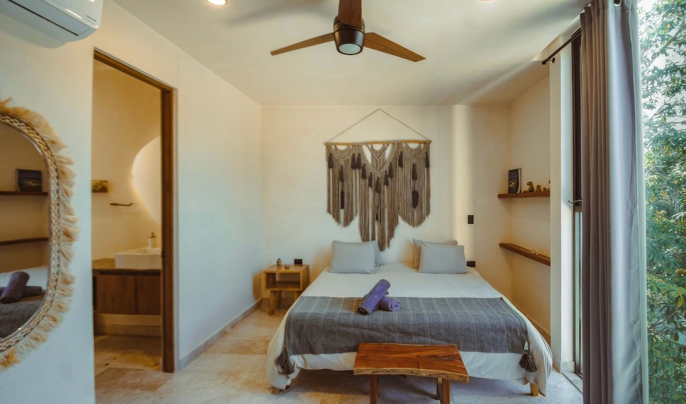 Modern 2BR Oasis With Pool Views at Chaan Ha