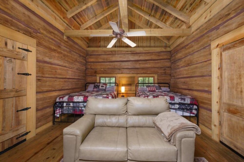 Bean Creek Cabins view 3