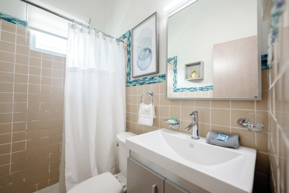 Santurce Urban Lodge