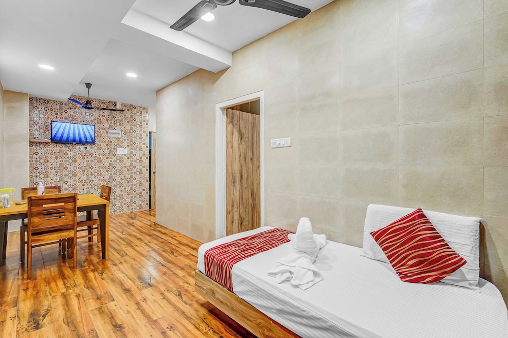 Season4 Residences 1-BHK furnished appt