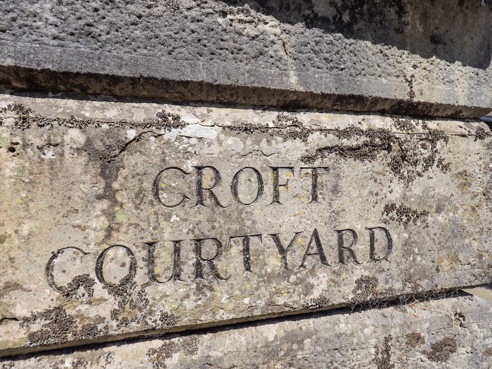 Courtyard Cottage