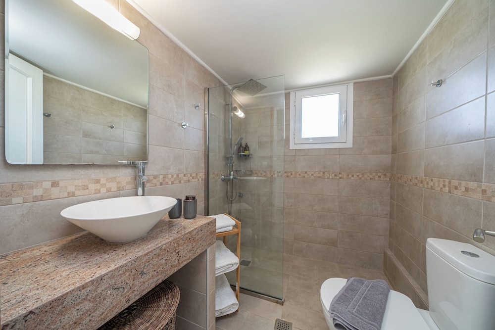 Sandoa Residence