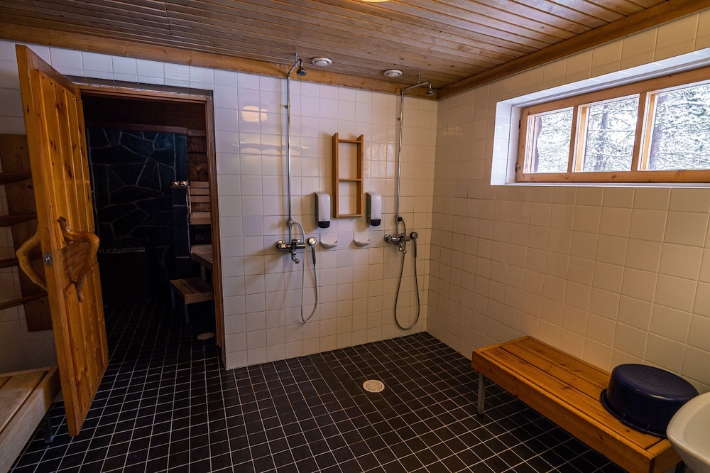 Saarikejo Log Chalet
