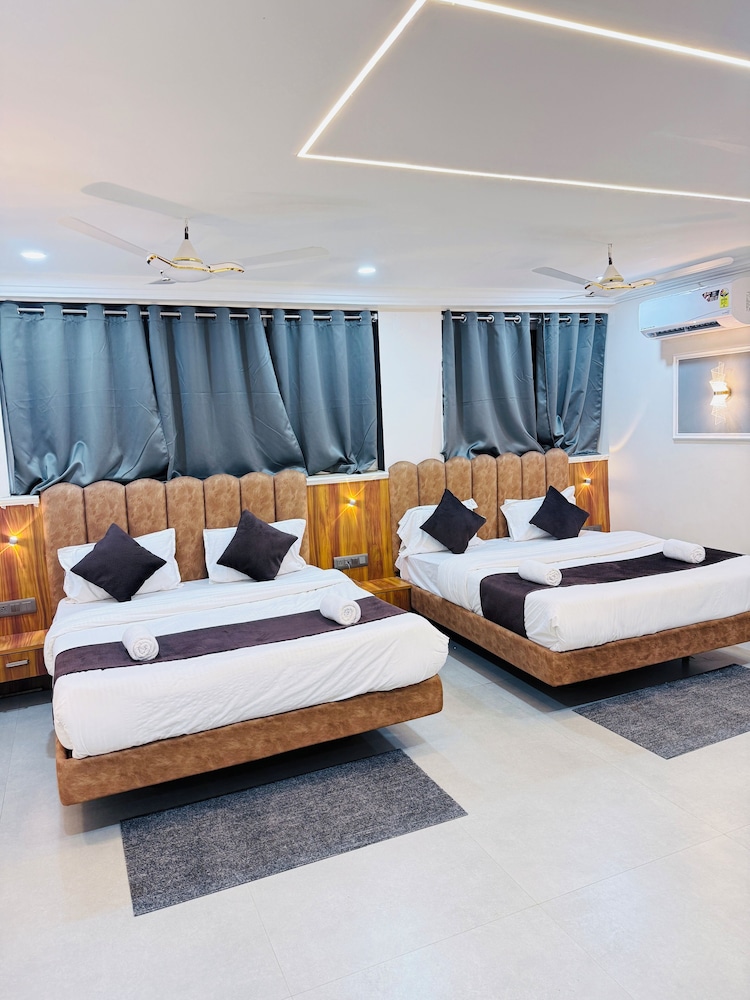 Hotel JK palace
