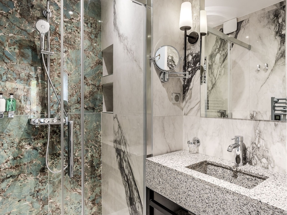 Merveil Luxury Suites - Sebastopol I-II