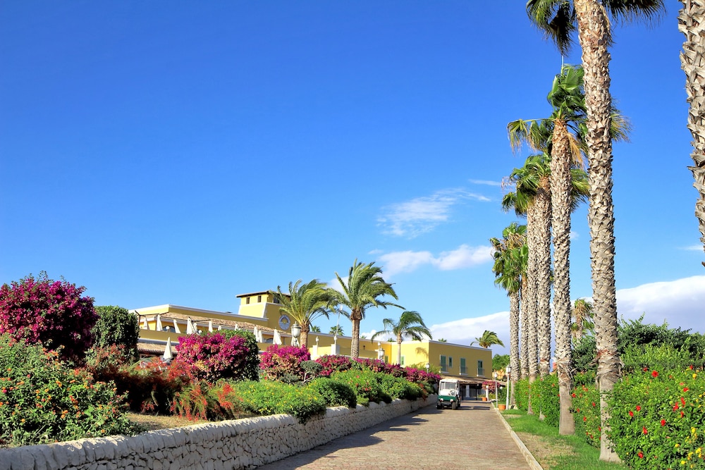 Hotel Club Baia Samuele