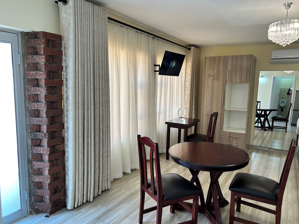 Gunhill Avenue Guesthouse