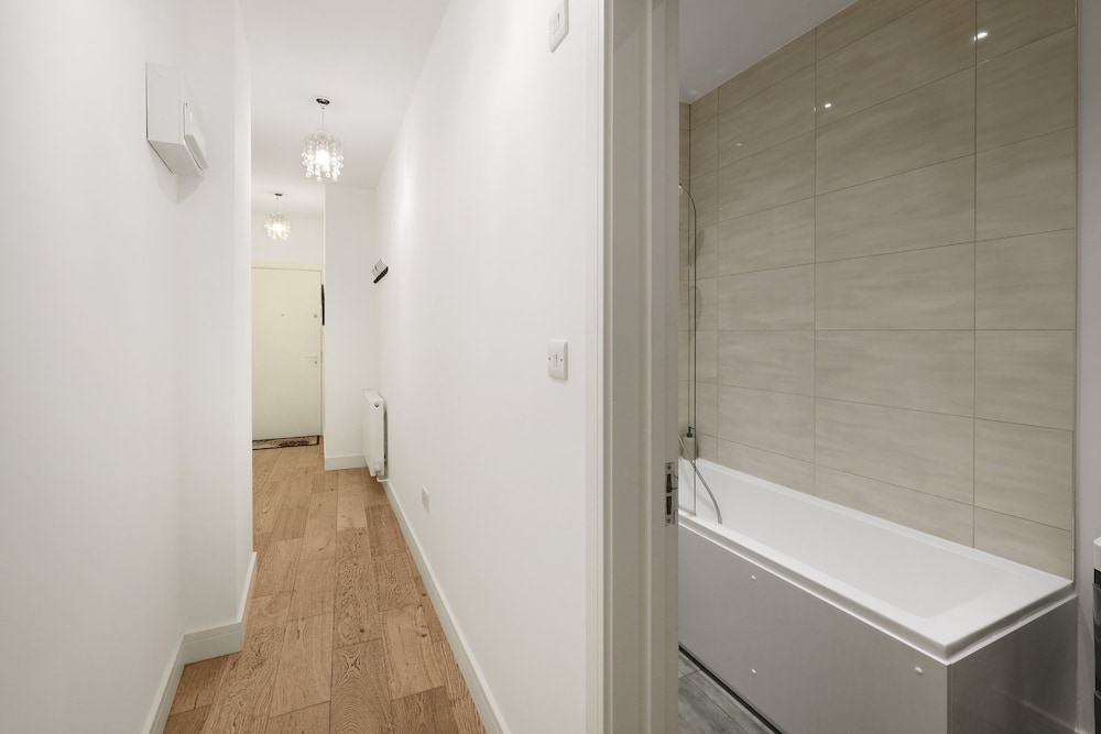 Eastons 1 Bedroom Apt. with Sofa Bed