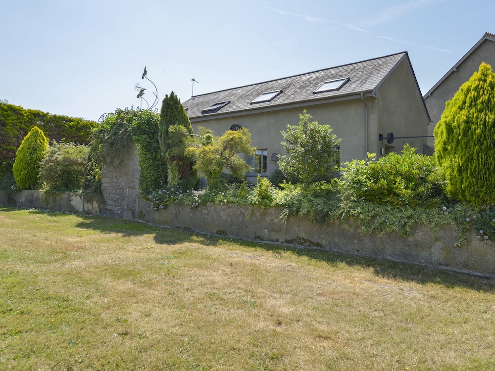 Acorn Cottage