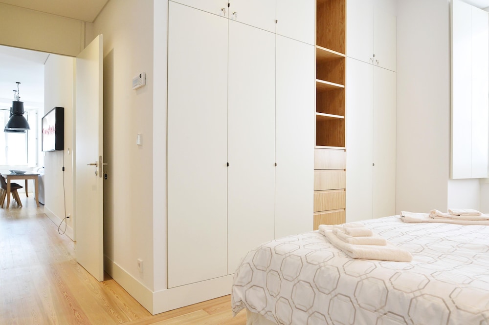 Urban Chic Apartment view 3