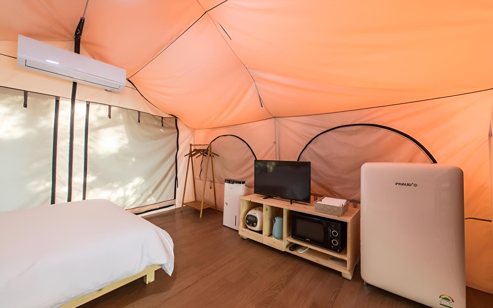 Pocheon Pureunsan Fairway Glamping view 5