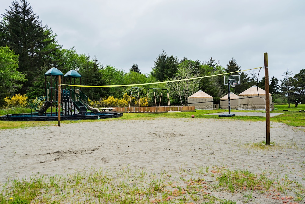 Long Beach RV & Camping Resort