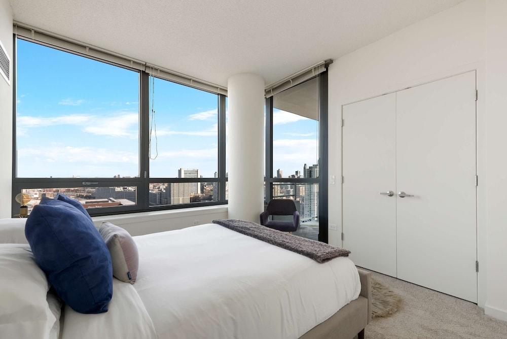 Fulton Group Stay 2 Apartments Skyline Views