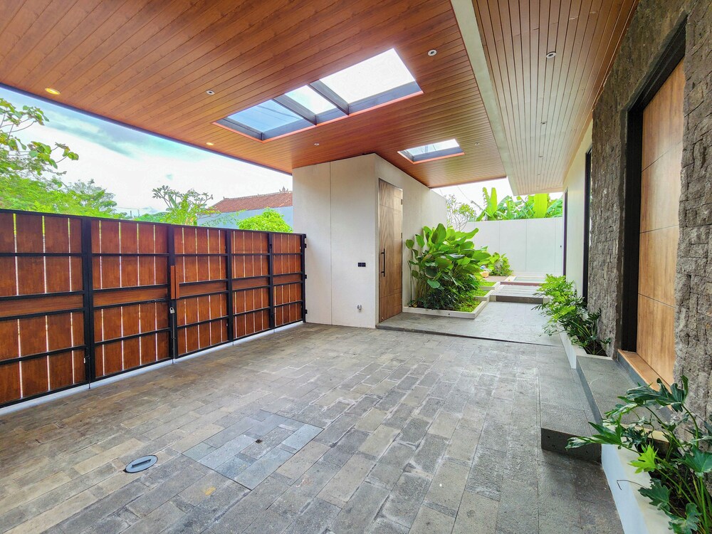 Casa Verano Jimbaran by Nagisa Bali