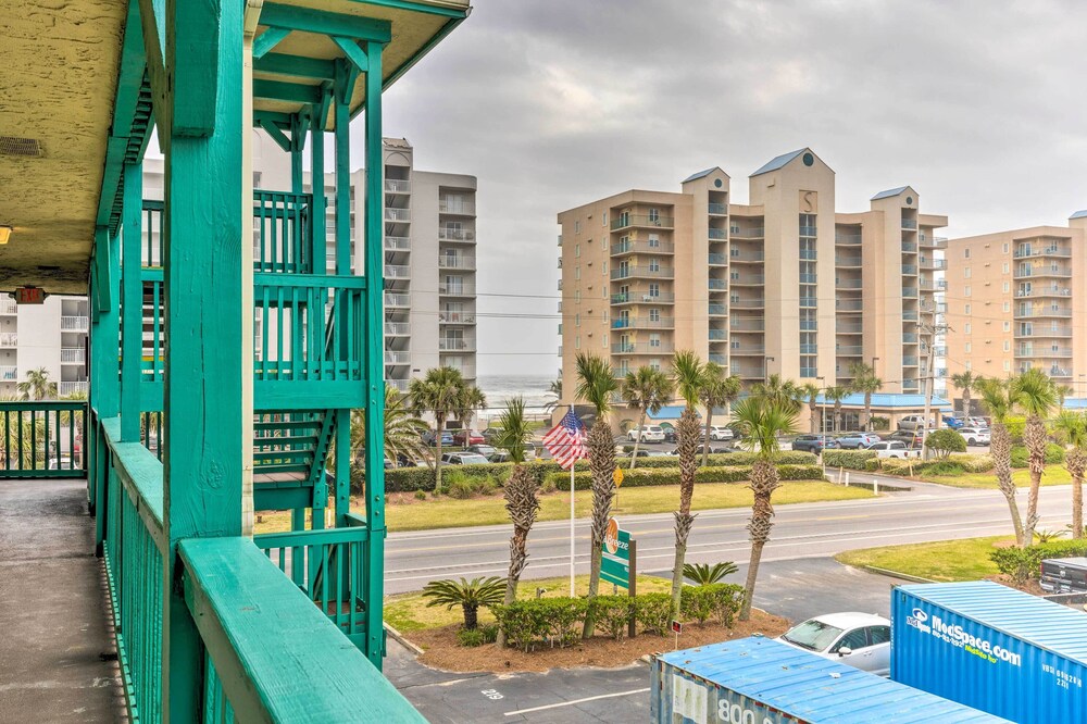 Vivid Escape in Gulf Shores - Walk to the Beach! view 5