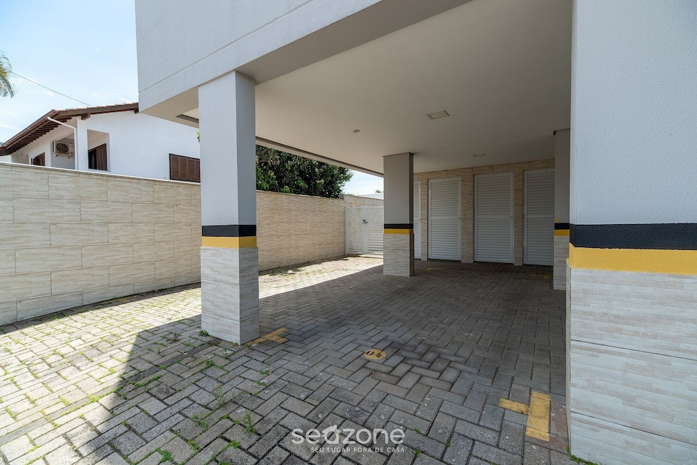 Ap w/ BBQ 600 m From the Beach in Floripa Rli0101