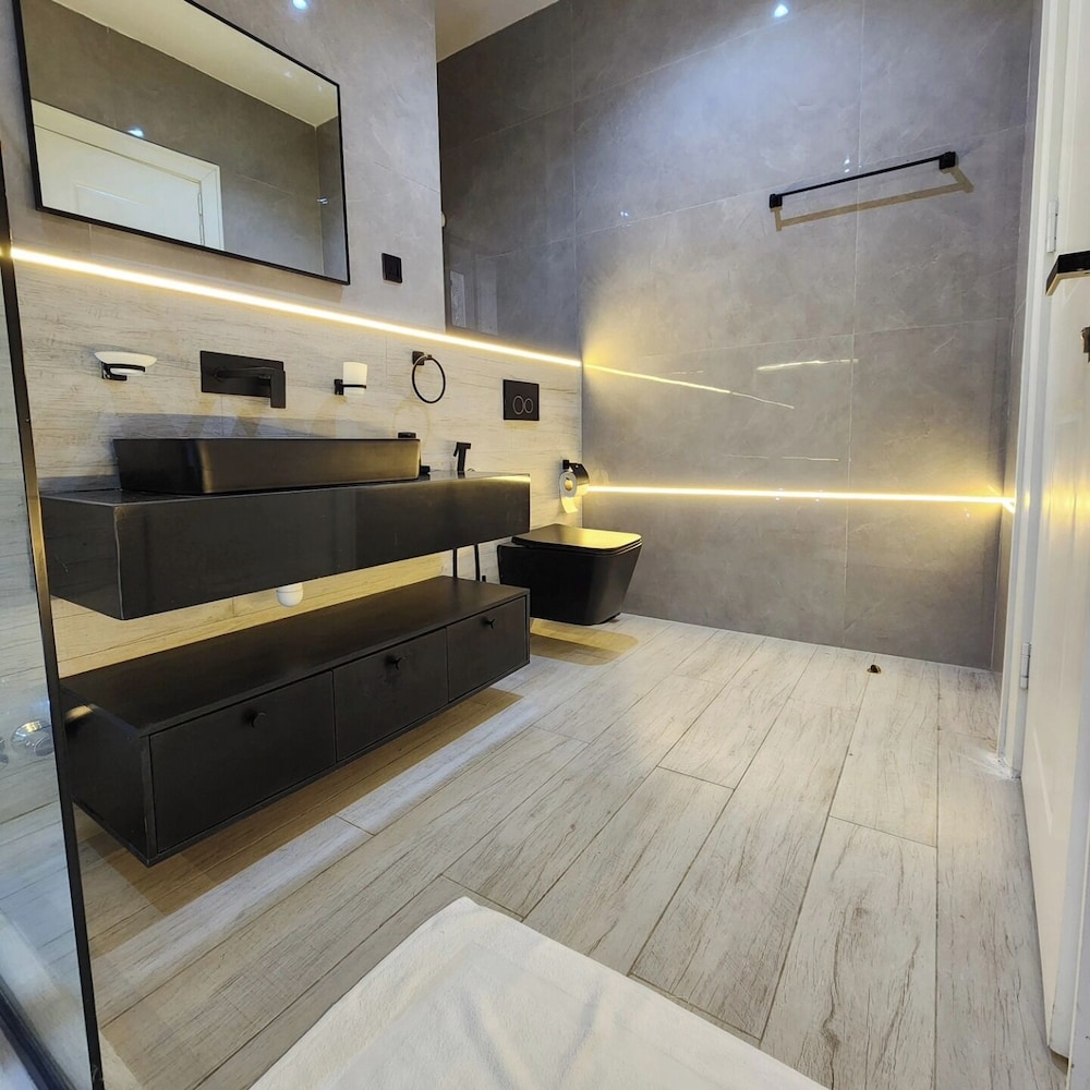Zion Residence