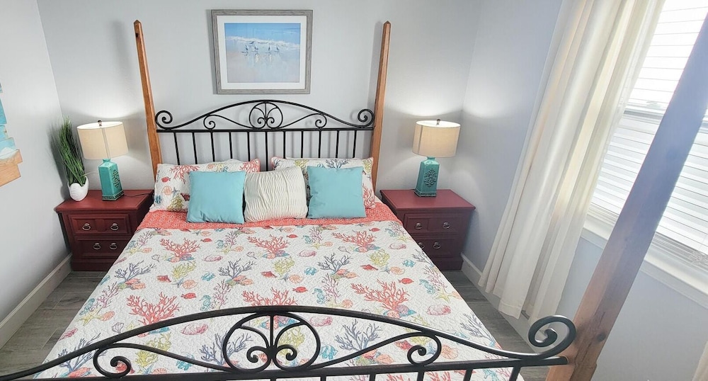 Coronado 302 2 Bedroom Home