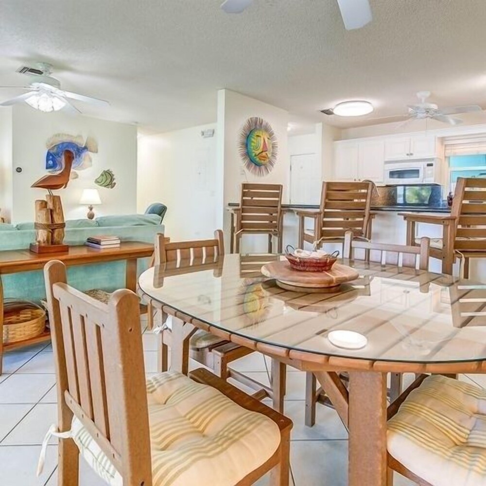Complete Duplex On Gated Bayfront Property 4 Bedroom Apts by RedAwning