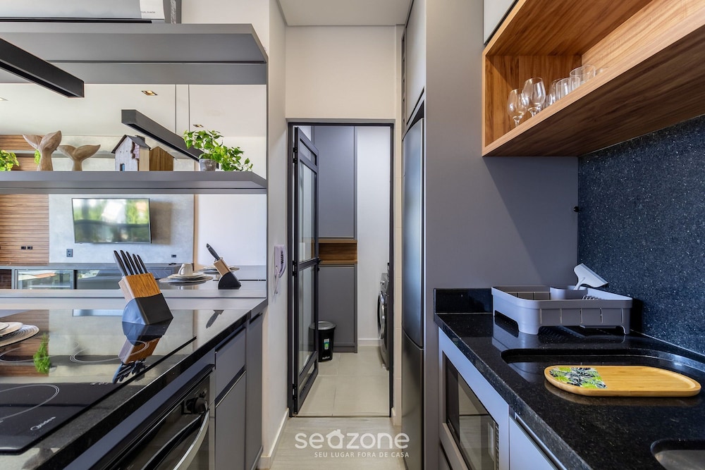 CCS - Studios 320m From the Beach in Campeche Floripa/sc