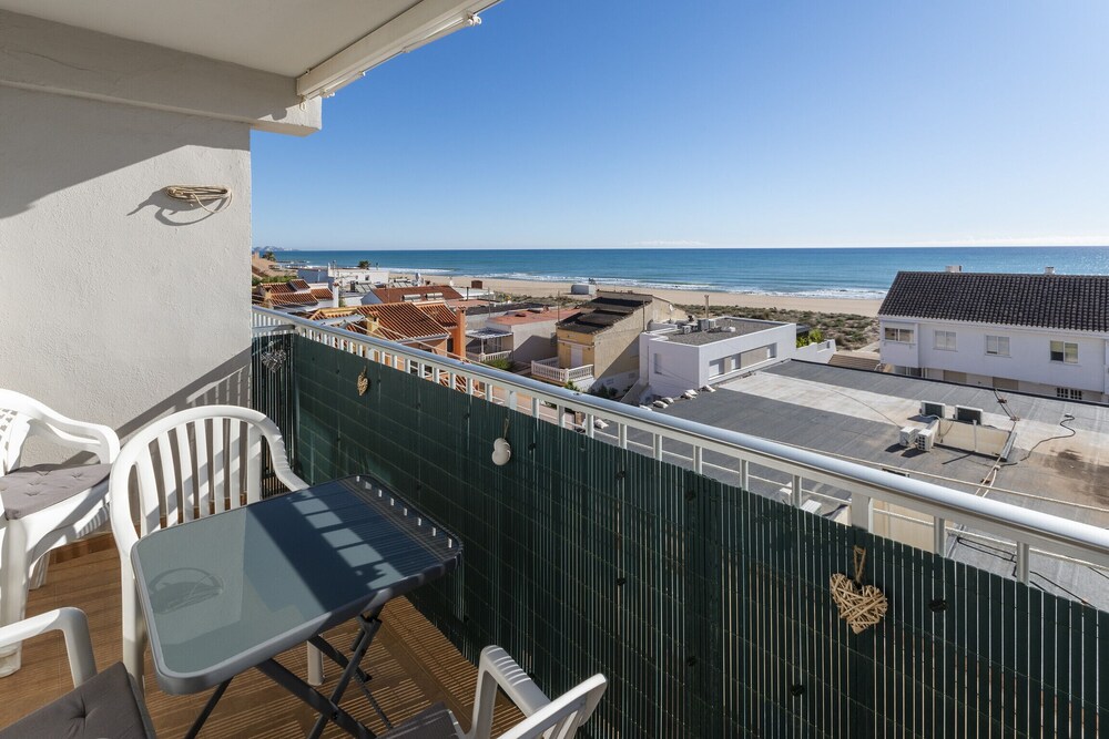 Abaco in Xeraco With 3 Bedrooms and 1 Bathrooms view 3
