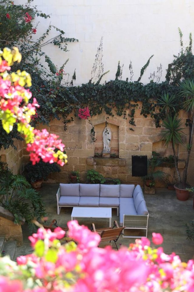 Rustic Xag ra Farmhouse With Pool Garden BBQ