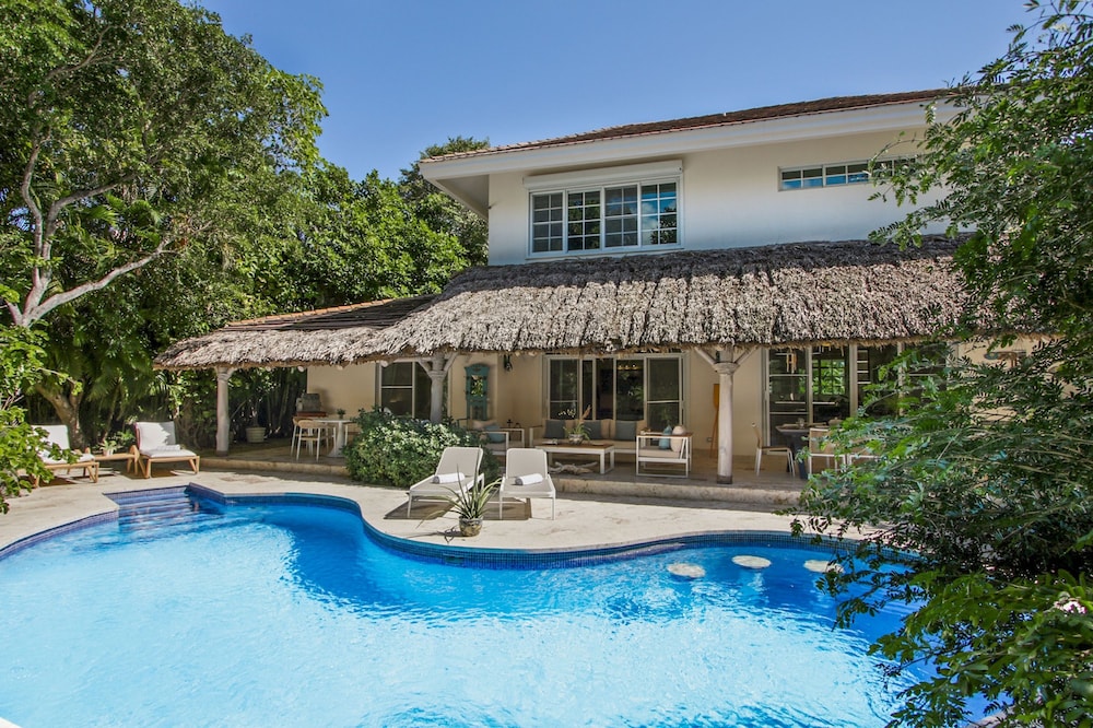 Large Family 2 Level Villa for Rent at Puntacana Resort Club Near Playa Serena Playa Blanca