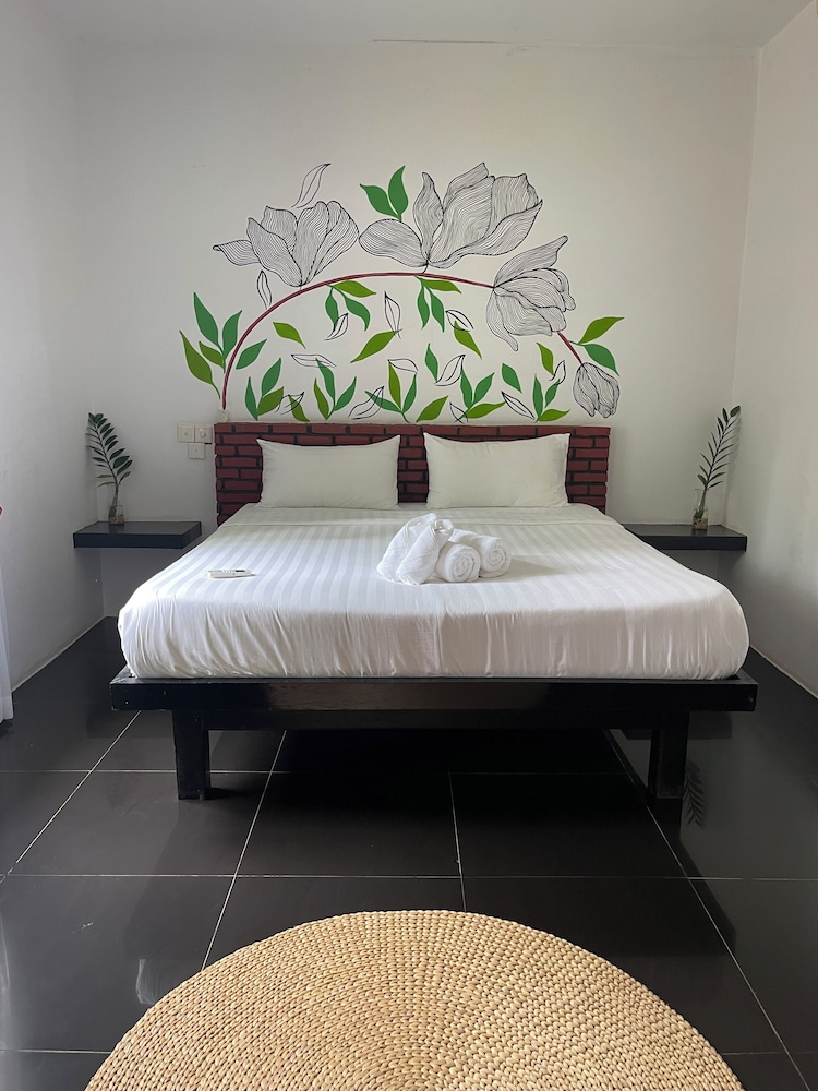 URBAN ANGKOR VILLA