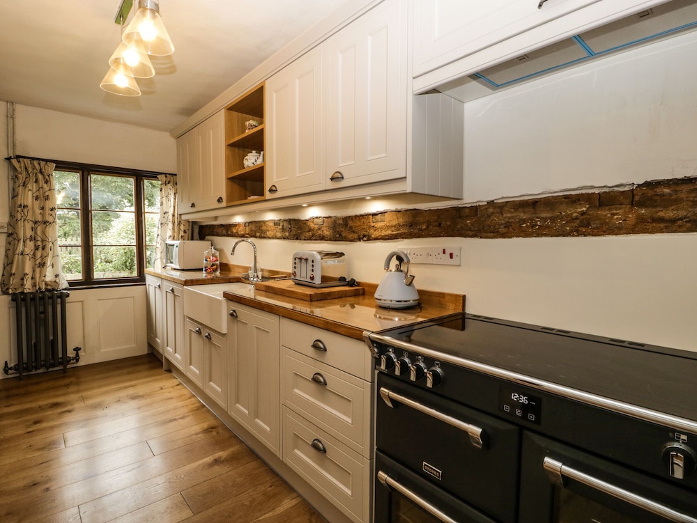 Churchend Cottage