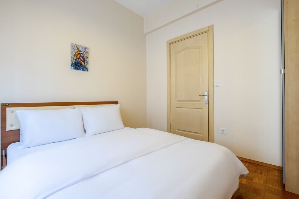 Cozy Flat Near Bagdat Street in Suadiye