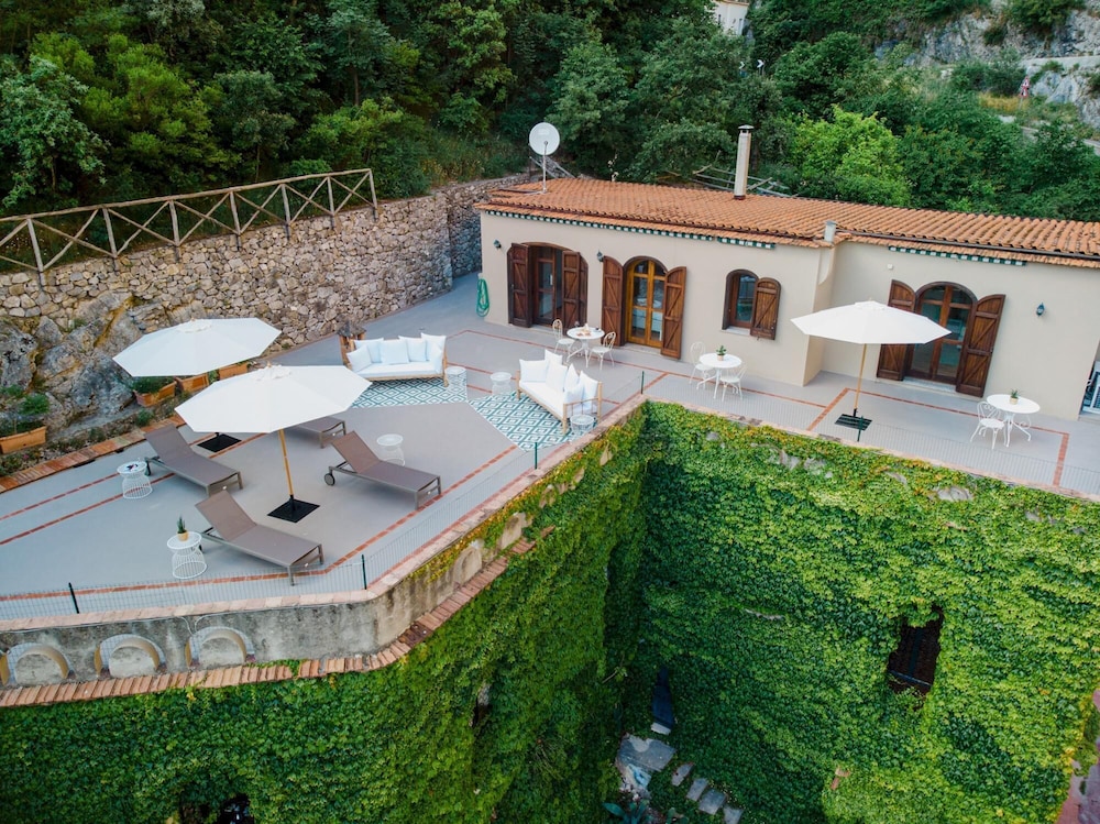 Lemon Garden Room Superior photo 4