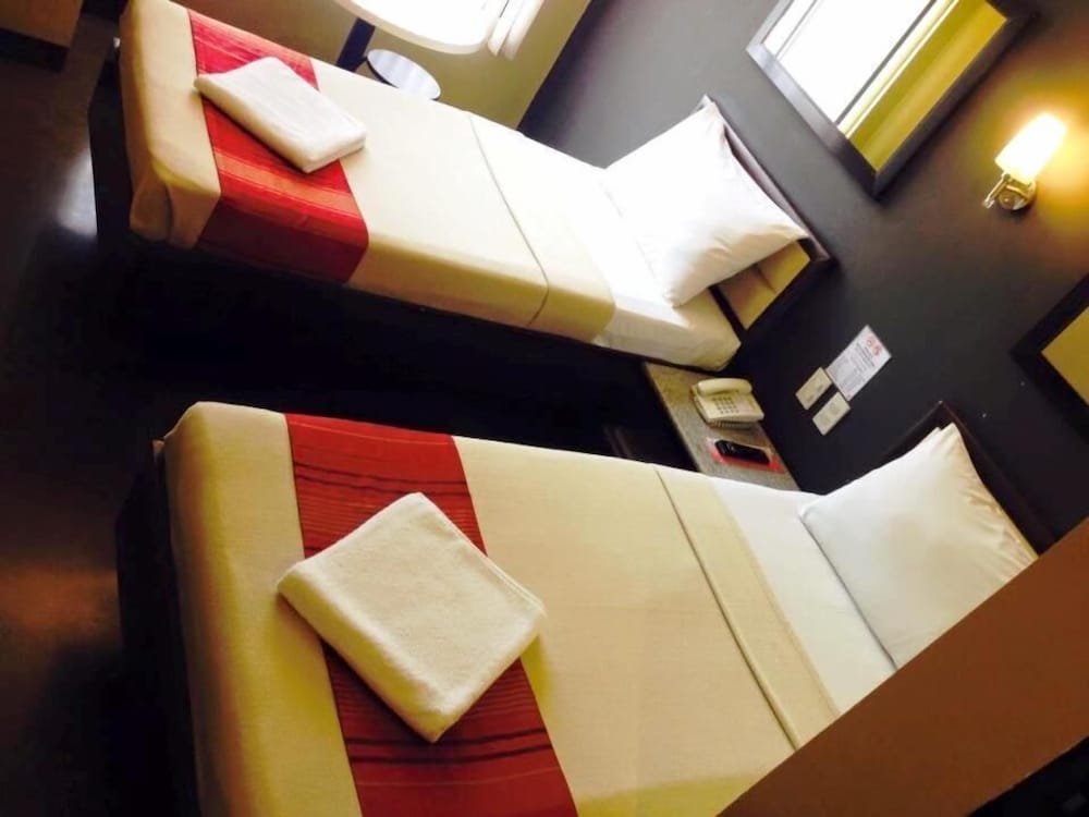 Cebu Vacations - Express Inn - Cebu Hotel - Property Image 4