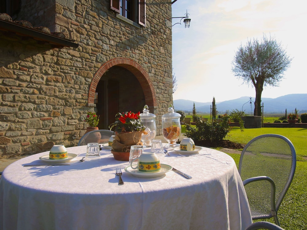 Cortona Vacations - Agriturismo Near Cortona With Swimming Pool - Property Image 63
