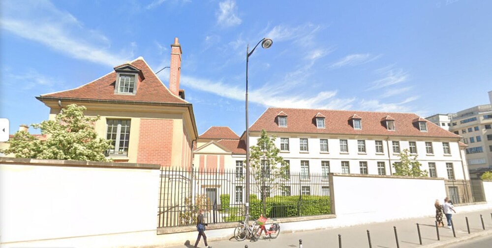 1614 Sevres